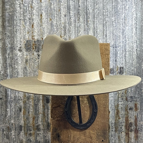 Fedora- 8 colors
